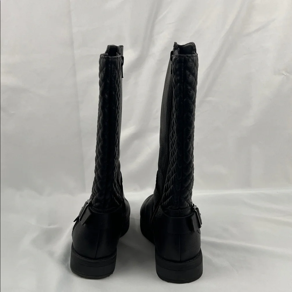 Wonder Nation - Girl’s Size 2 - Black boots - High Boot - Embellishment buckles
